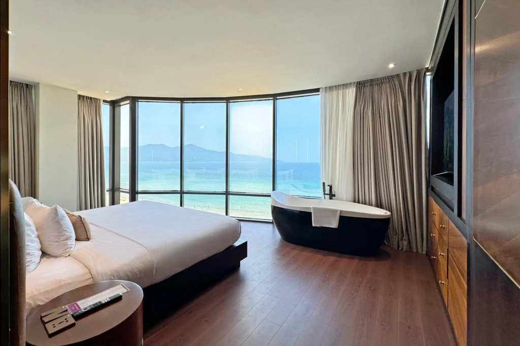 Holiday Beach Hotel Danang — фото 6