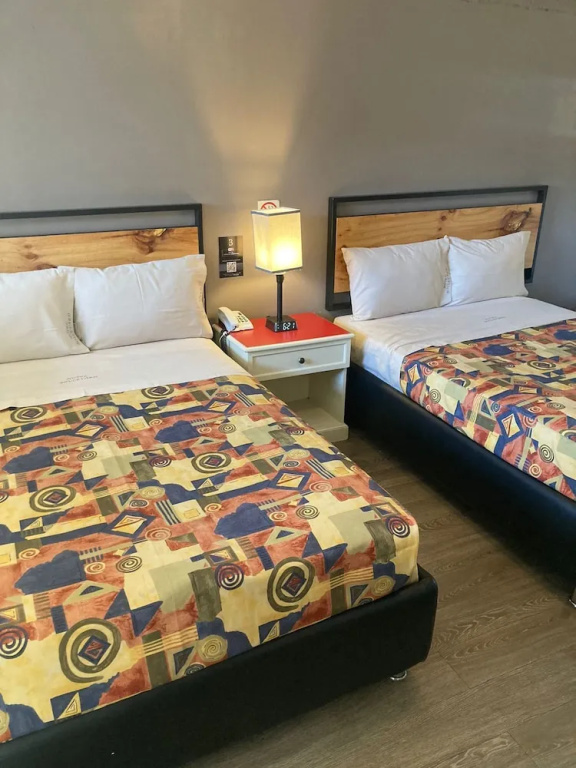 Economy Quadruple room