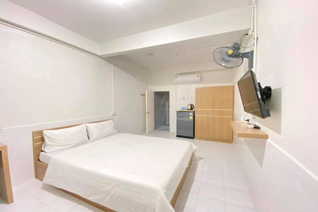 Ze Residence Ram Intra by ZUZU — фото