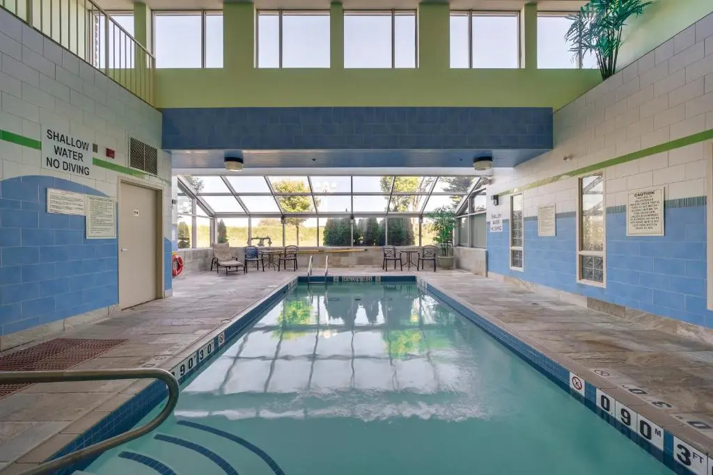 Monte Carlo Inn Barrie Suites - Chambres