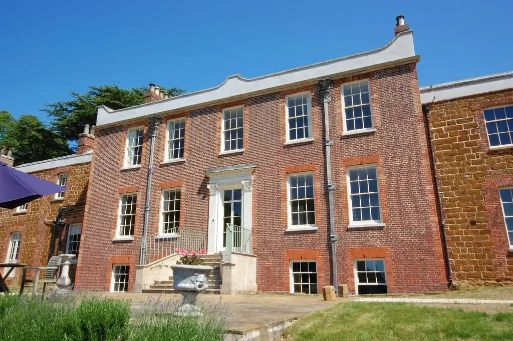 Ingoldisthorpe Hall