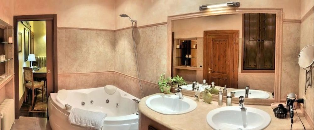 Hotel photo 26