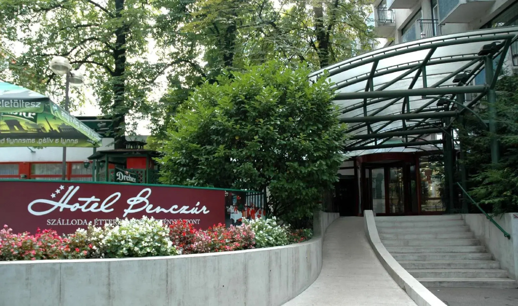Hotel photo 16