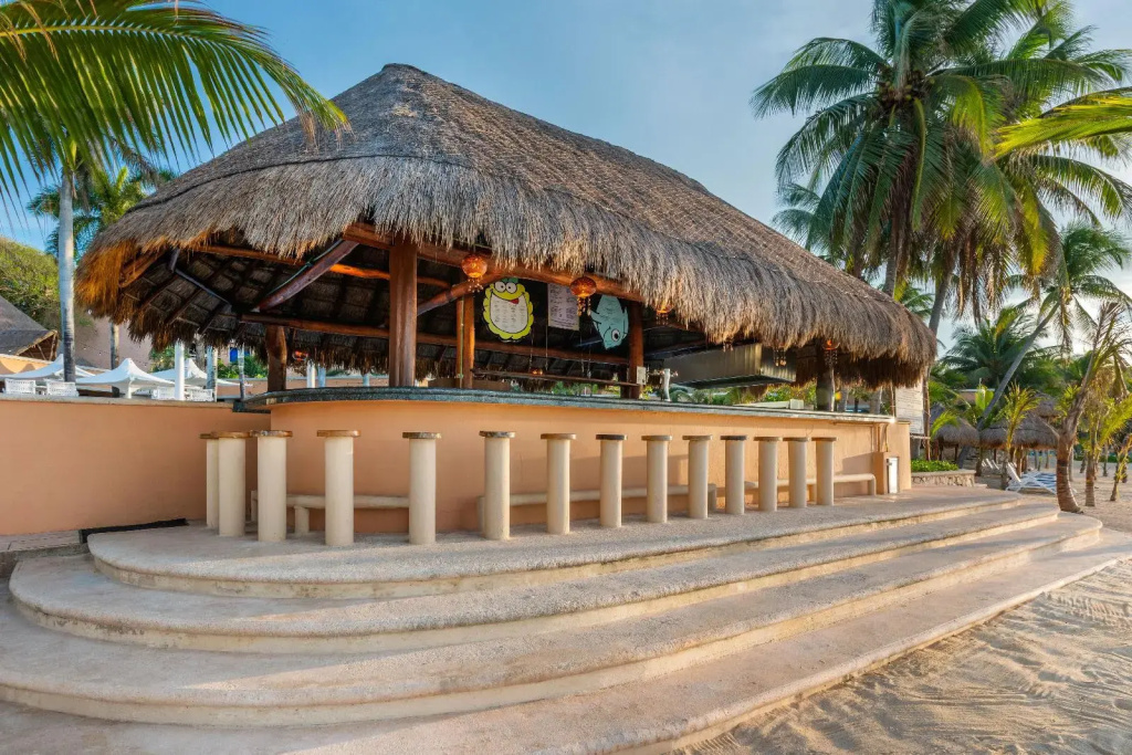 PA Beach Club & Hotel - Général
