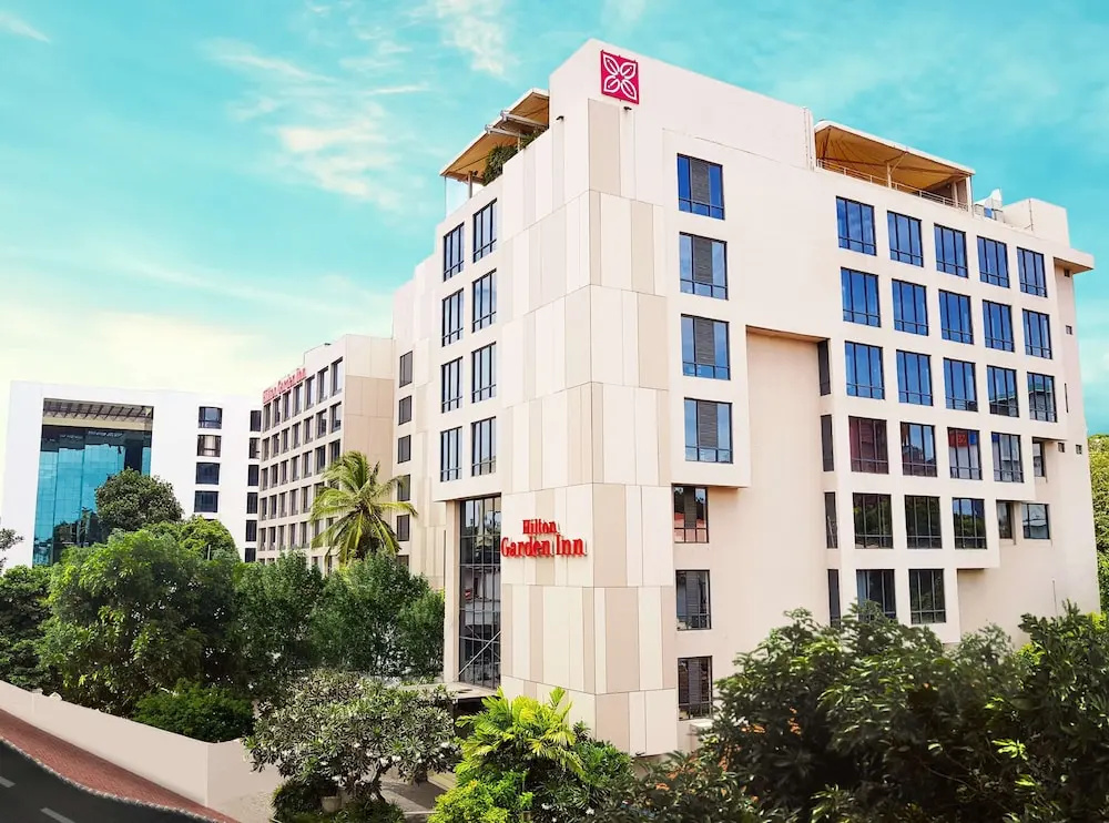 The Muthoot Plaza