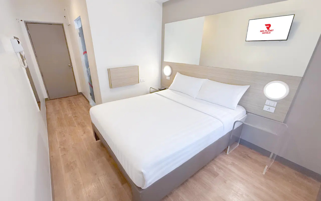 Standard Double room (full double bed)