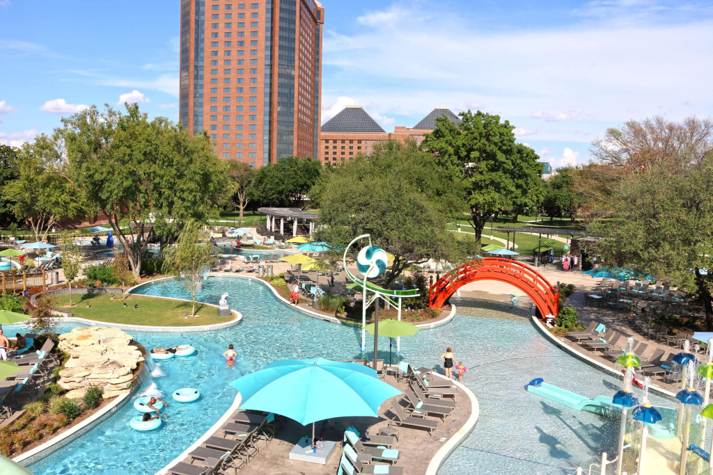 Beach & Waterfront