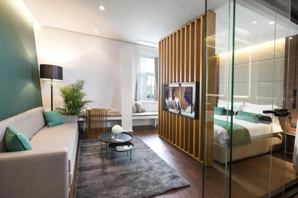 Executive Suite