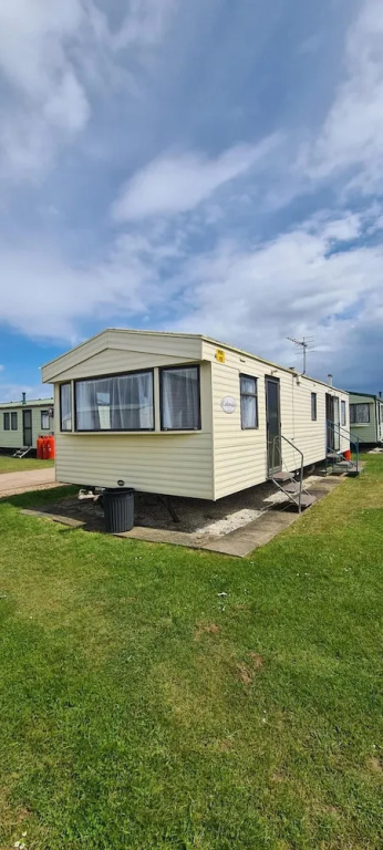 8 Birth Caravan Based on Coral Beach, Ingoldmells