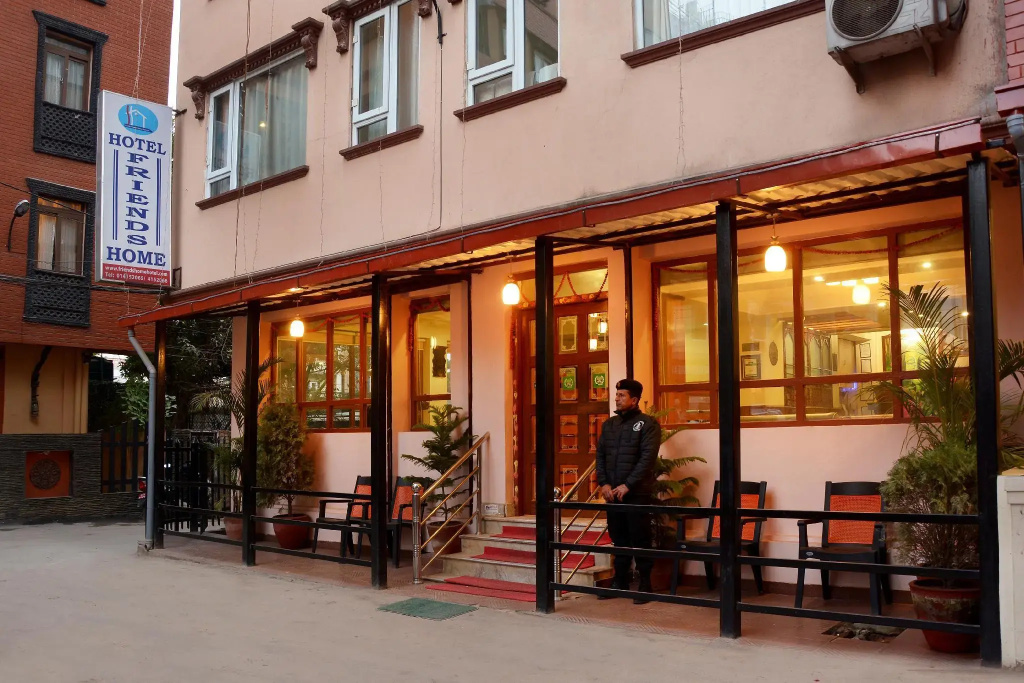 Hotel Friend's Home