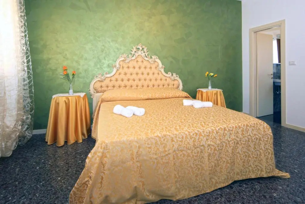 Superior Double room full double bed