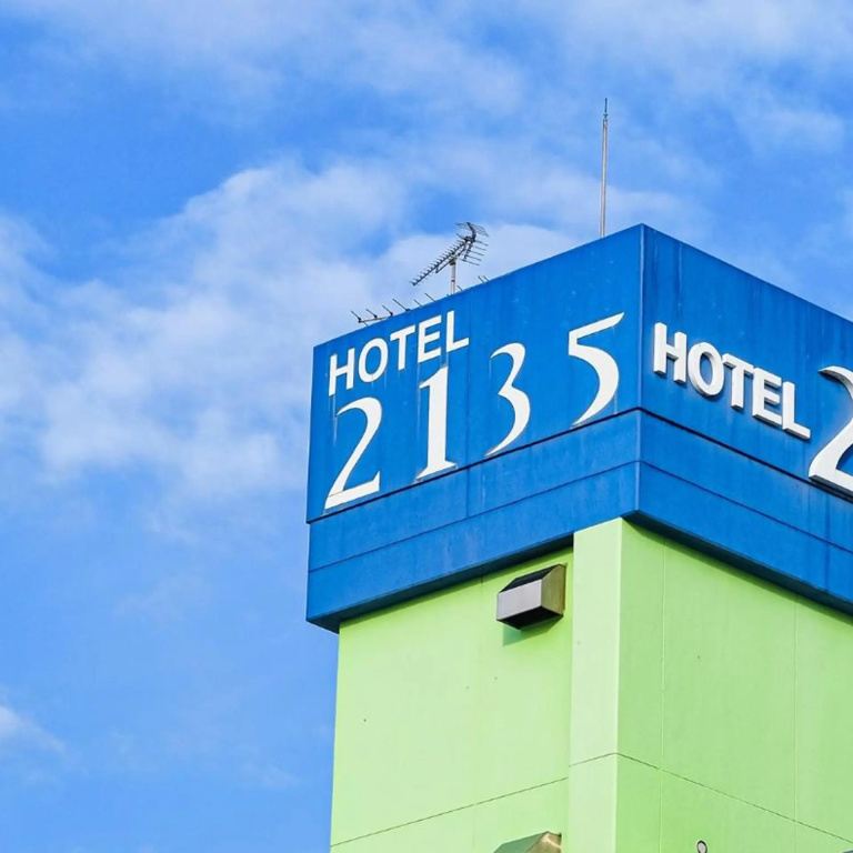 Hotel 2135