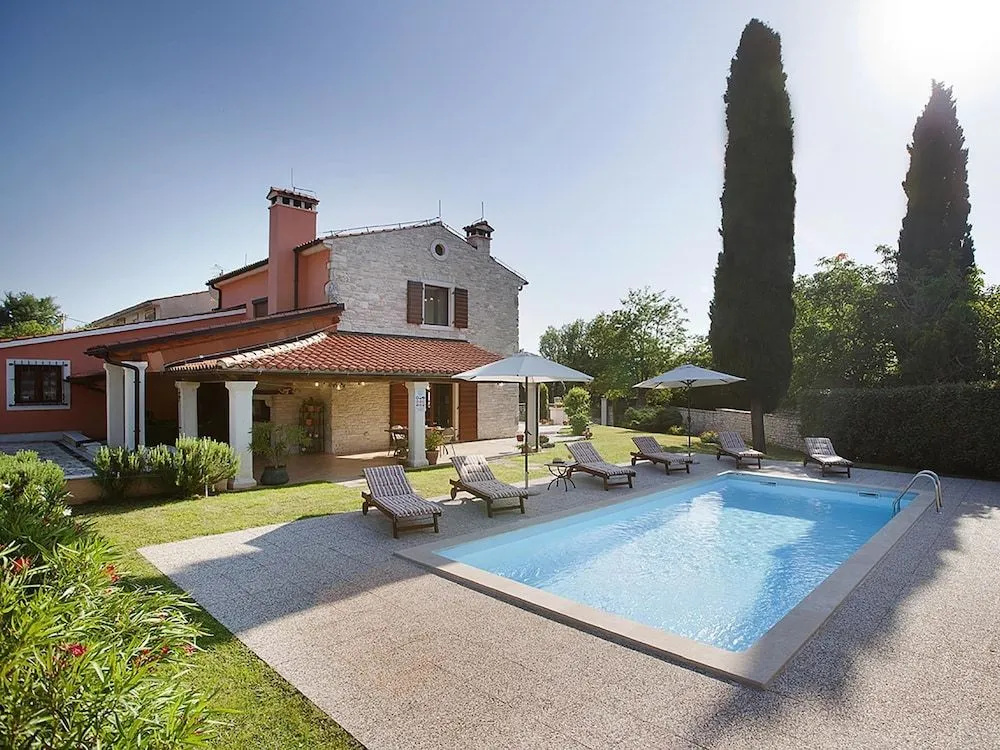 Istrian Villa Fendi Rebici