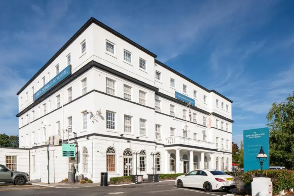 London Croydon Aerodrome Hotel — фото