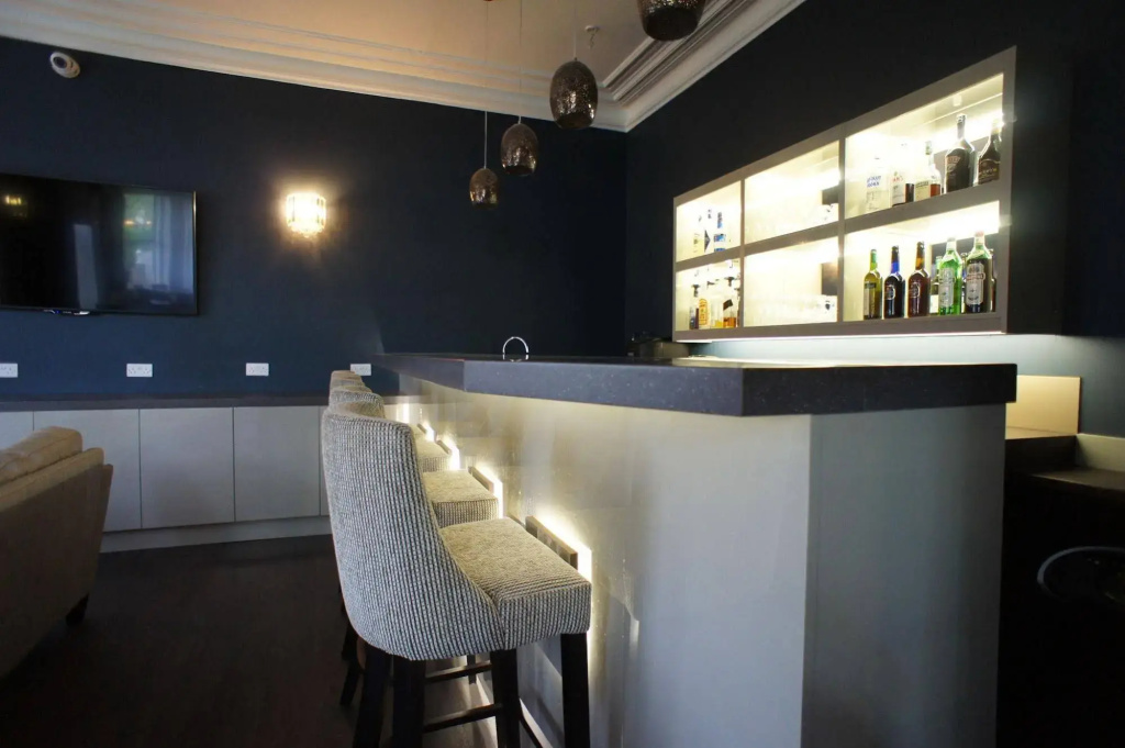 Applewood Hotel - Général