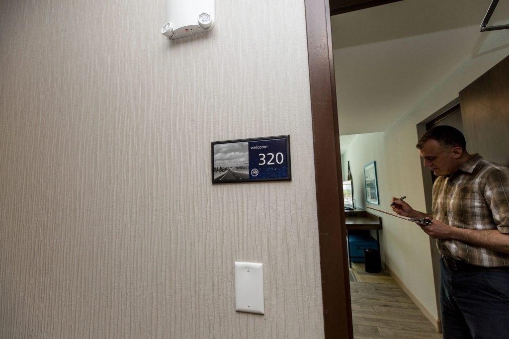 Hampton Inn & Suites Syracuse North Airport Area - фото 28