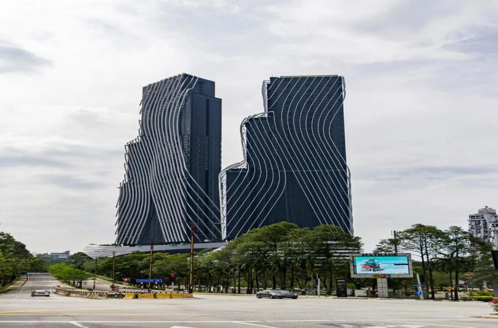 Modern Suites IArte@Mont Kiara I2B1.5B I3 PAX
