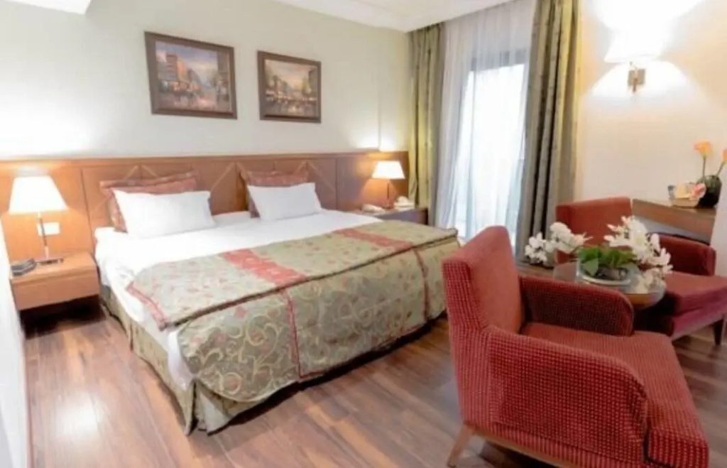 Kings Suite Hotel - Général