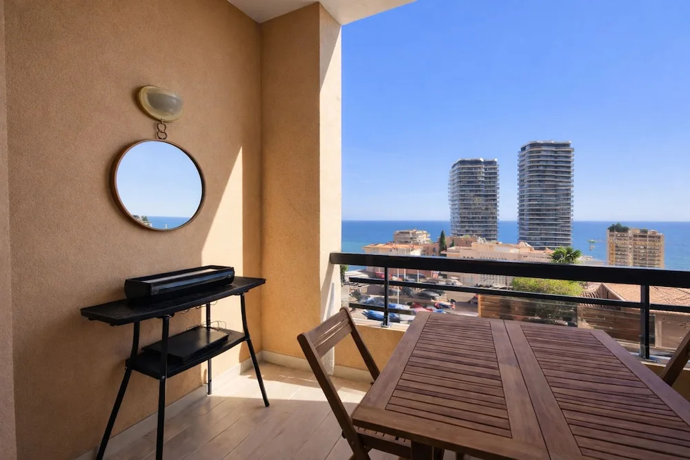 T2 Balcony With Barbecue Tennis MC
