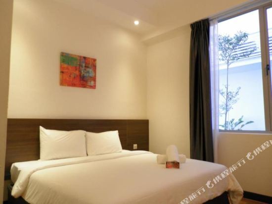 Fuller Hotel