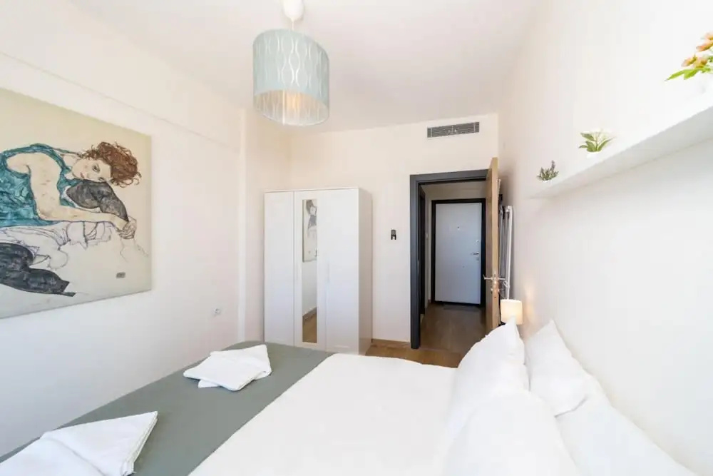 Pleasant Flat with Shared Pool in Kepez