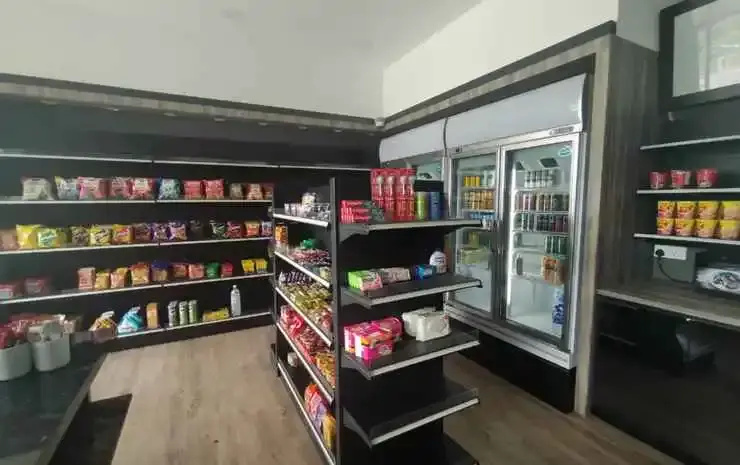 Food & Beverage