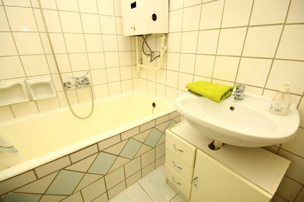 Pal's Hostel by null