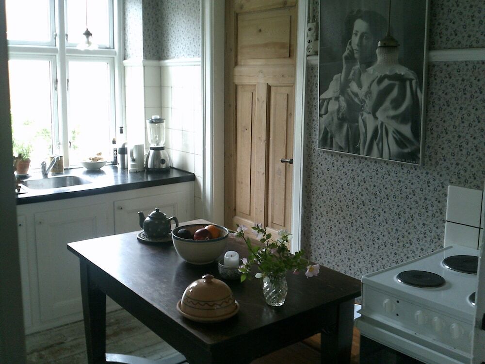 gallery_image_hidden_14