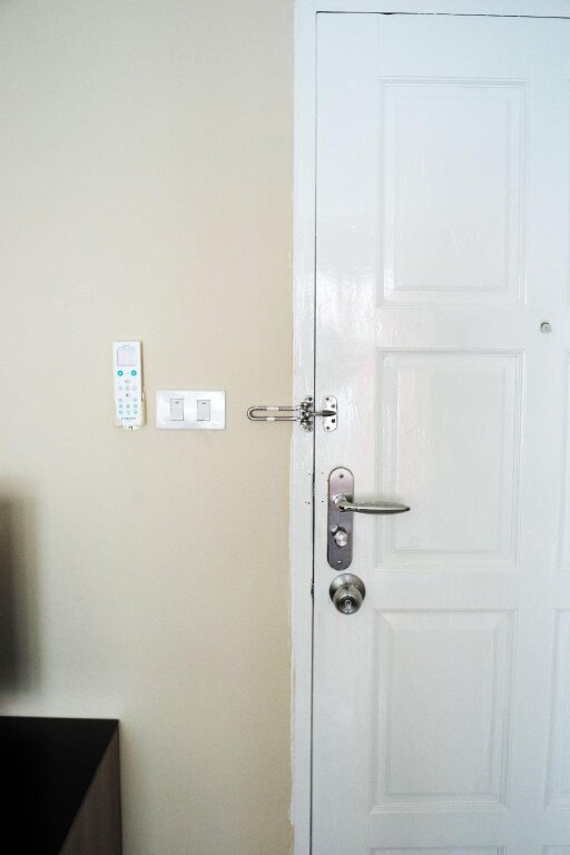 gallery_image_hidden_6