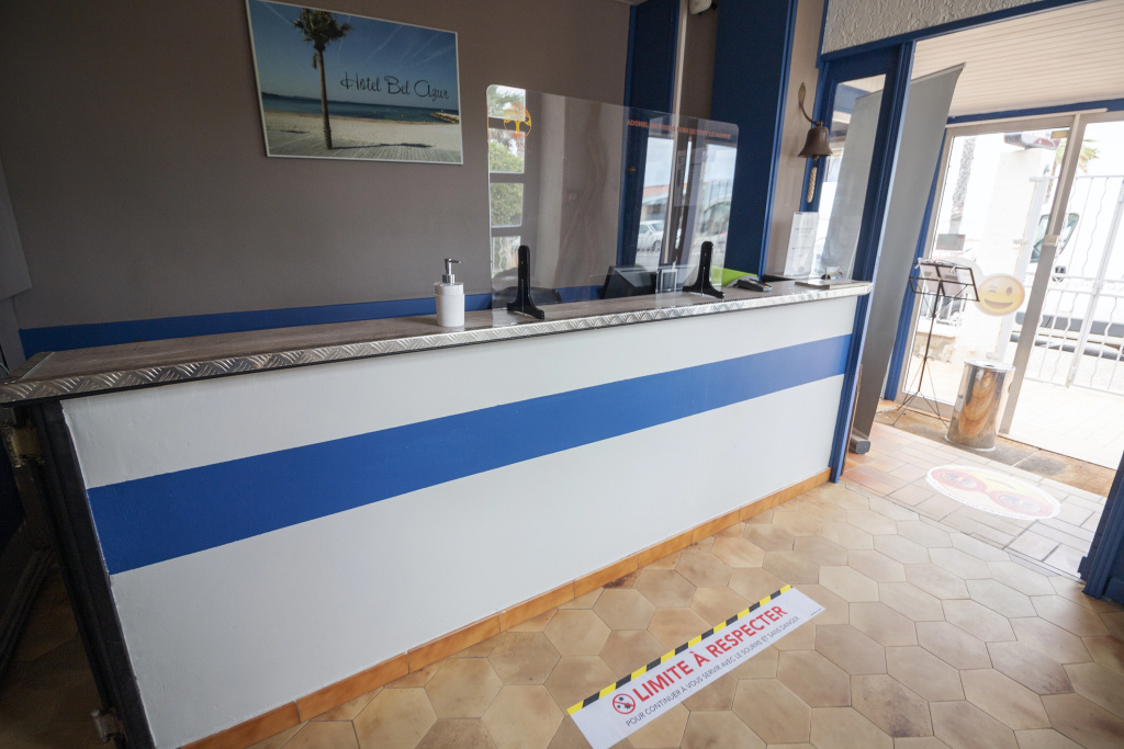 Lobby & Reception
