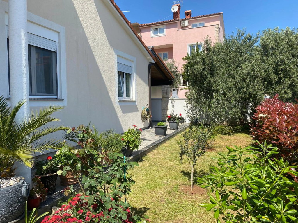 Summer house Pula