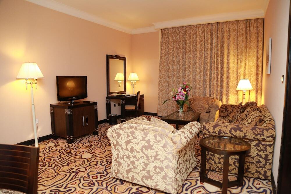 Sharjah Palace Hotel