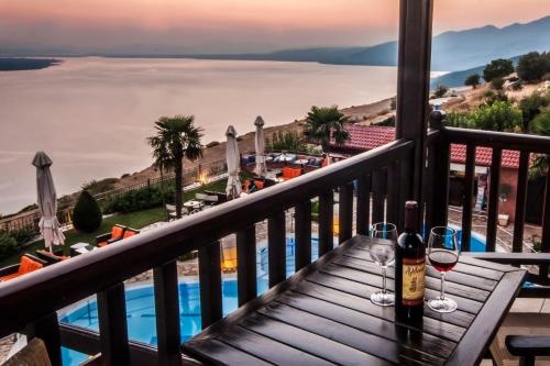 Balcony & Terrace
