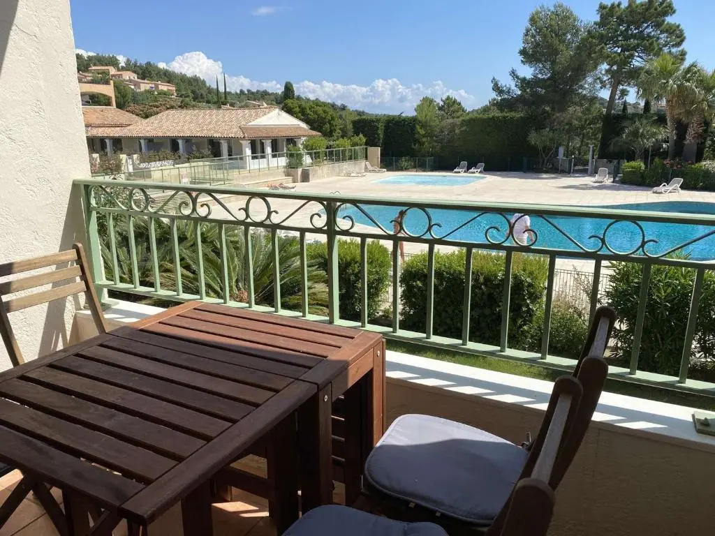 Appartement Les Issambres, 2 pièces, 4 personnes - FR-1-226-465