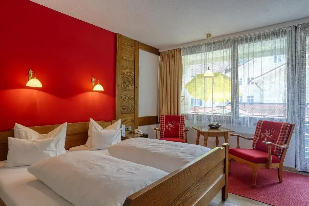 Standard Double room with balcony (full double bed)