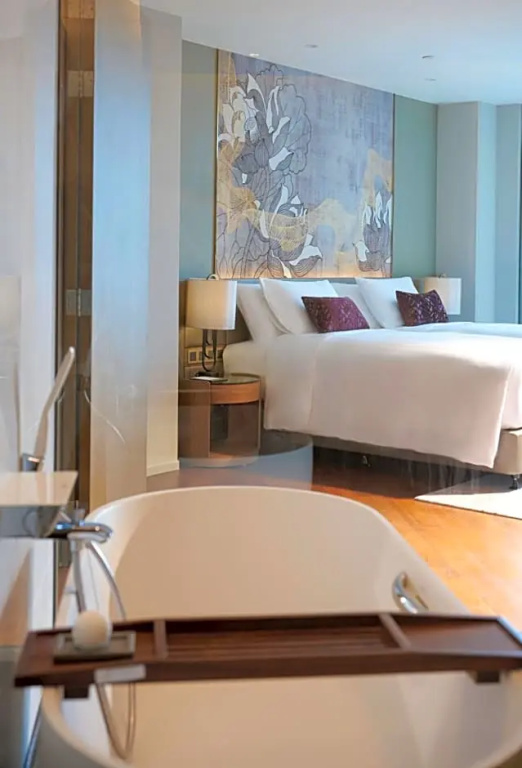 Chatrium Grand Bangkok Room Type - PREMIER, KING BED