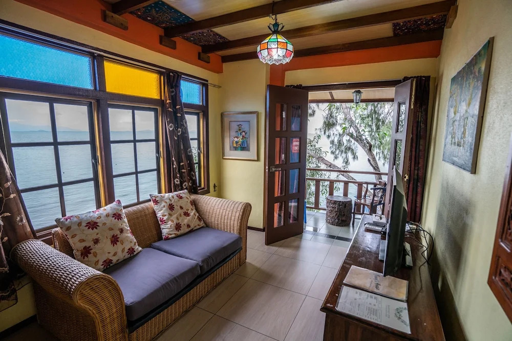 Lost Paradise Resort