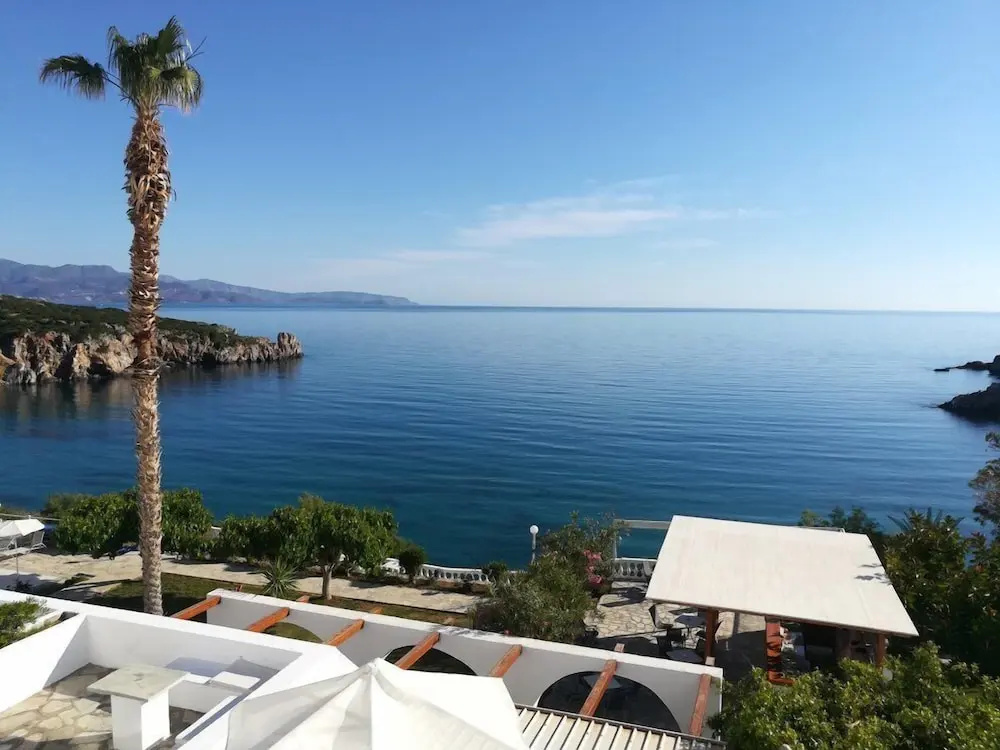 Istron Bay Hotel - Chambres