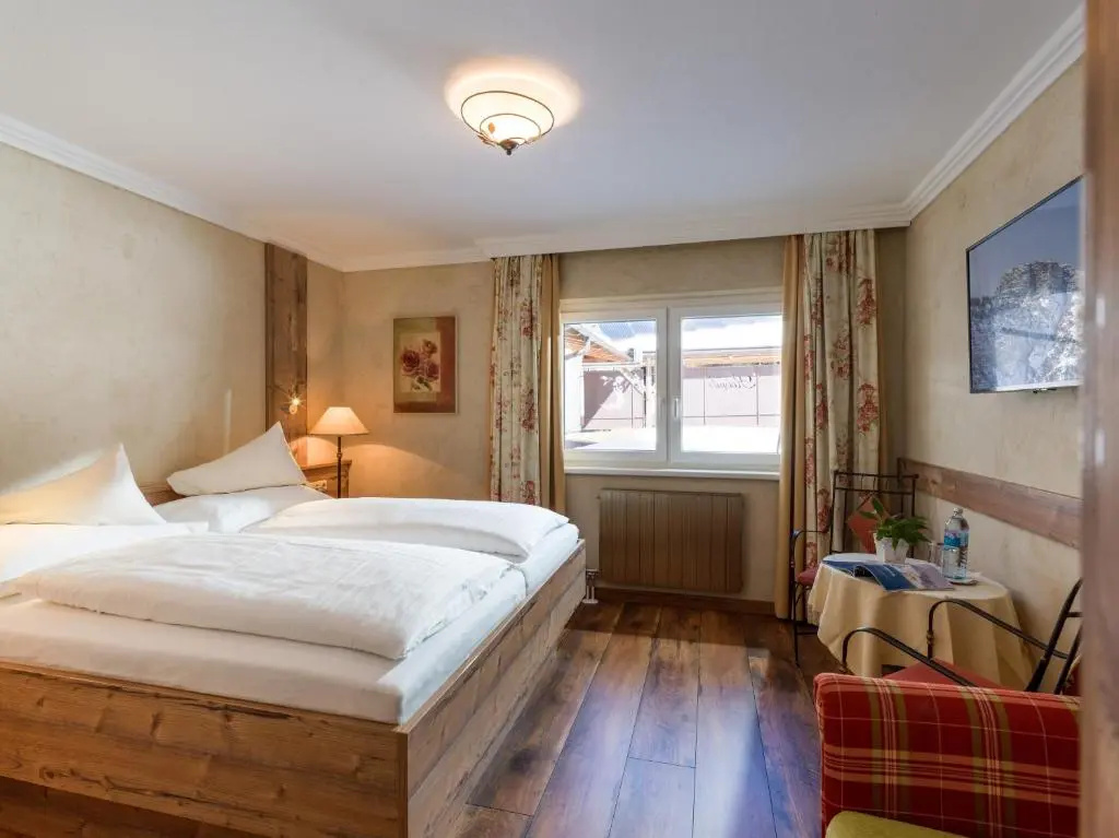 Hotel Pension Rotspitz - Chambres