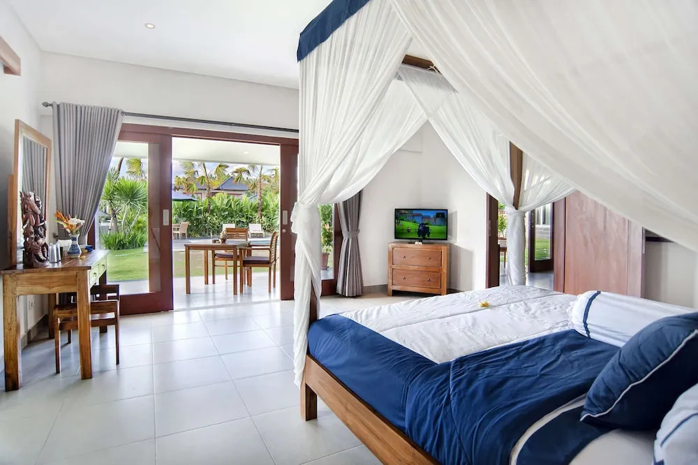 Luxury Villa in Bali near Beach, Bali Villa 2054