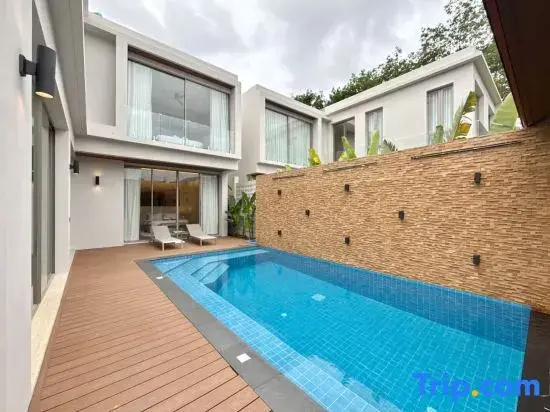 Bangtao Loft style Luxury 8 BR Private Pool Villa