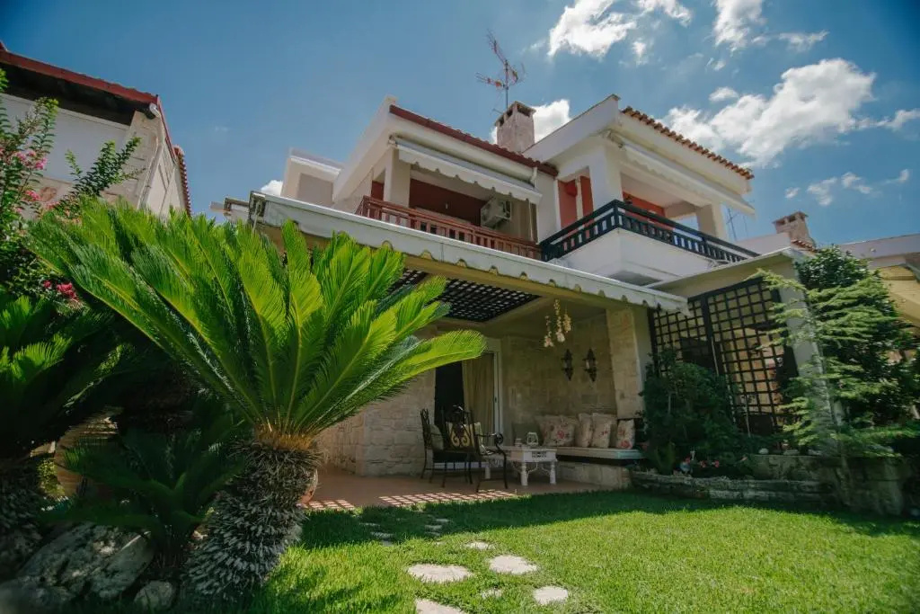 Dreamcatcher Luxury Villa, 1 min walk to beach