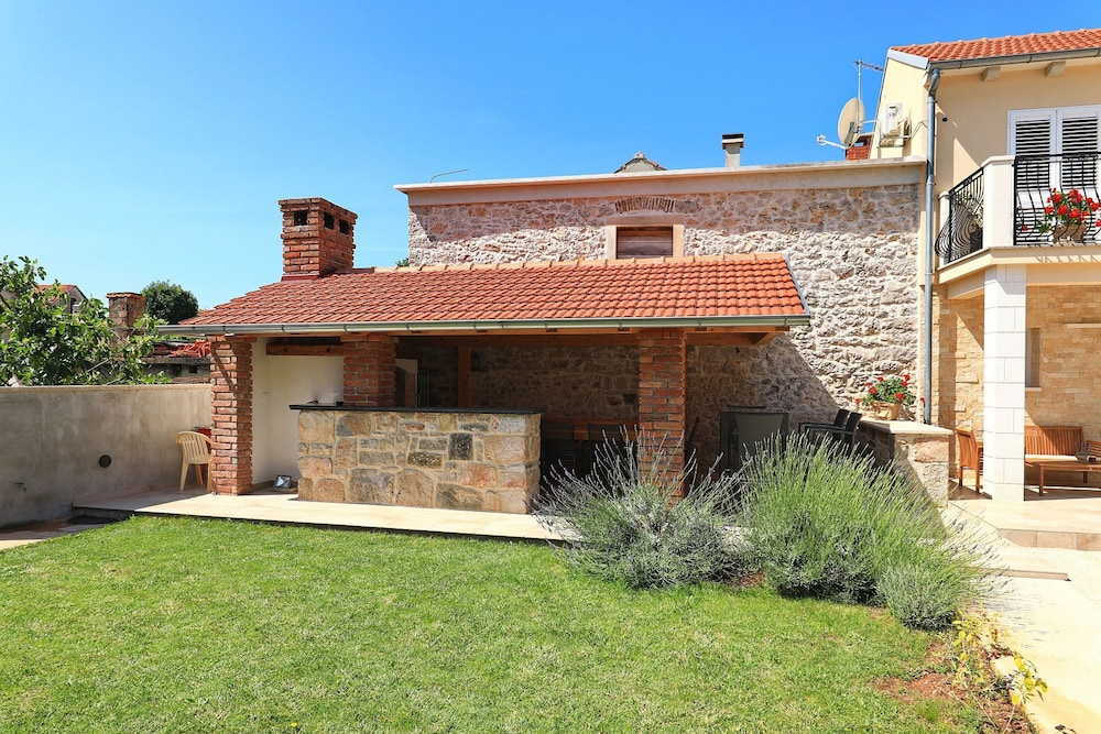Villa Bonavita With Jacuzzi