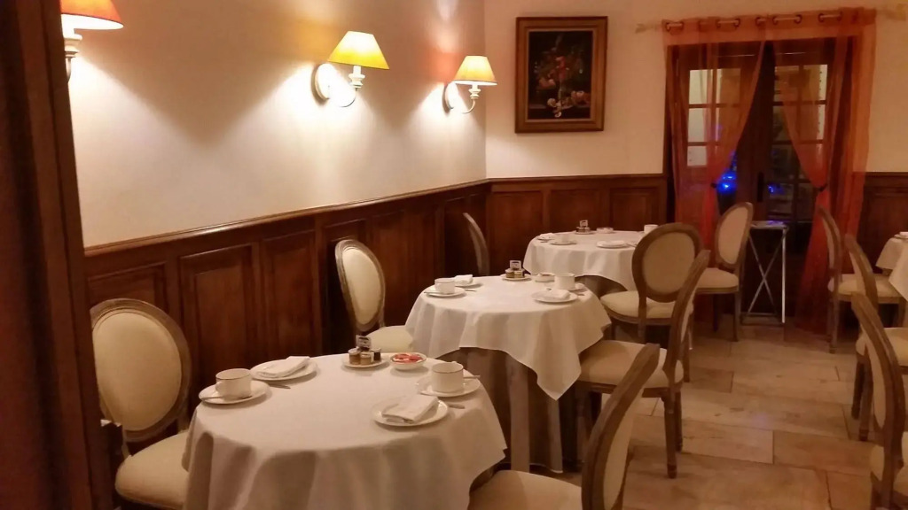 Demeures & Châteaux - Hôtel Greuze & Spa Tournus - фото 16