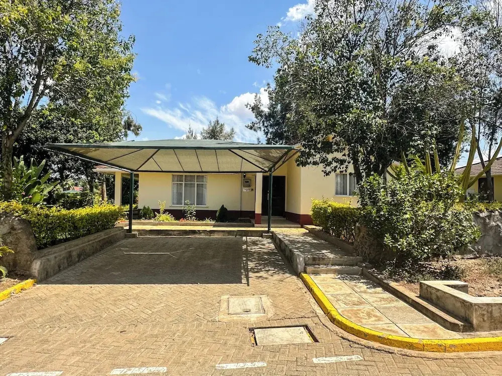 Lux Suites Greenpark Getaway Bungalows