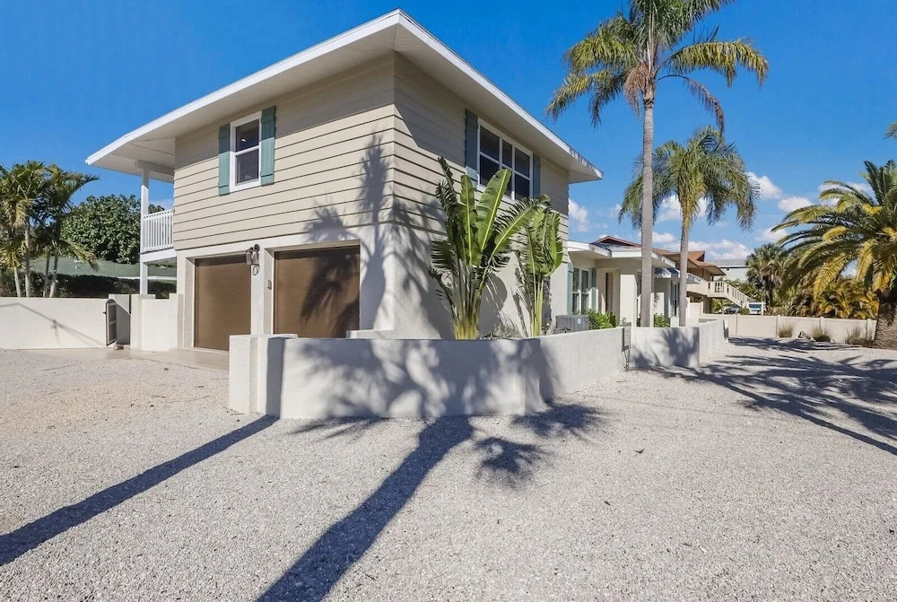 Surf Riders 4 Bedroom Home