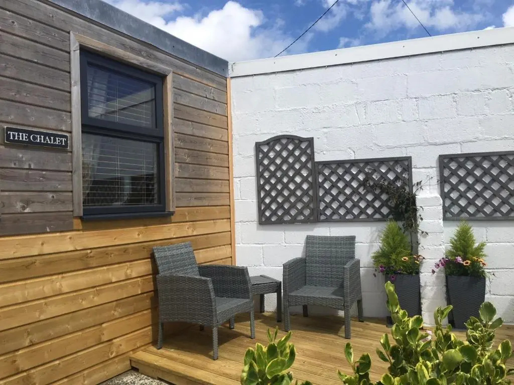 1-bedroom chalet with parking on site