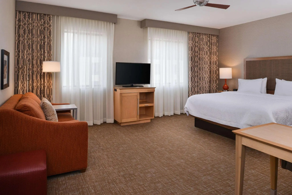 1 Bedroom Double Suite (full double bed)