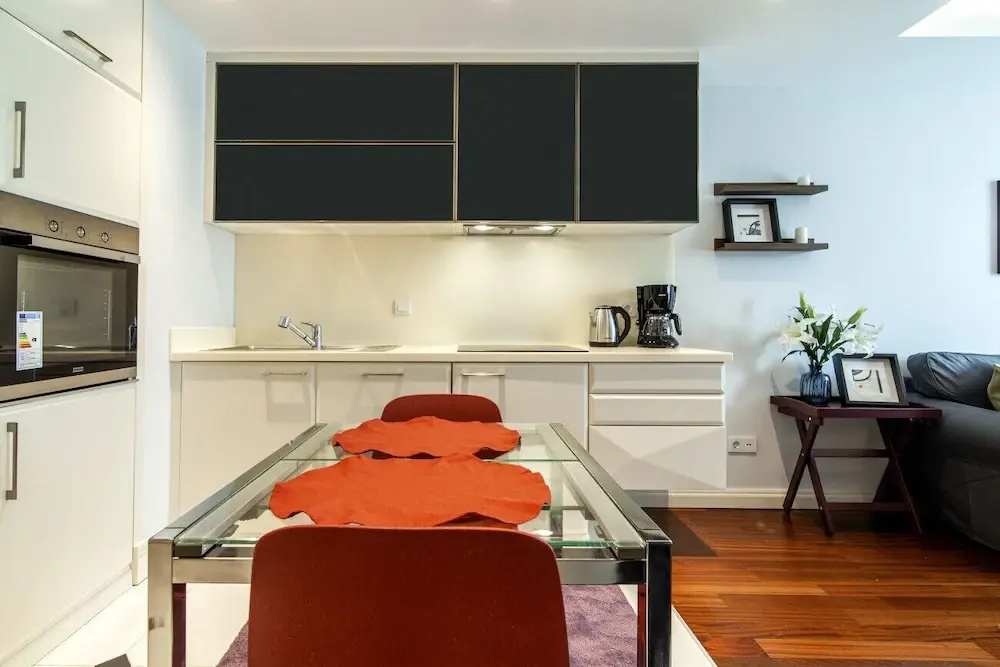 Cozy Flat Near Popular Attractions in Beyoglu