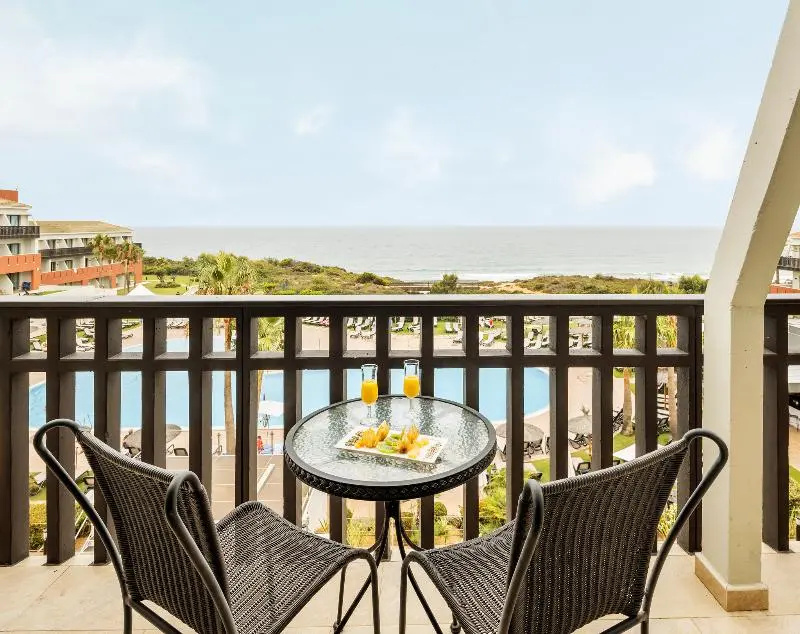 Hotel ILUNION Calas De Conil - Chambres